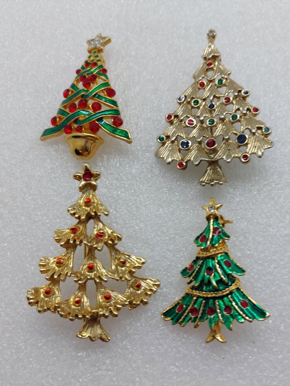 4 Vintage Christmas Tree Gold Tone Brooch / Pin